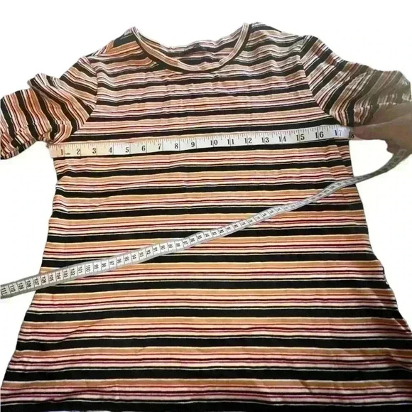 Zara large‎ scoop neck short sleeve stripe T-shirt notched edge detail. Stretchy - Picture 7 of 8